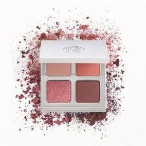 COLOR BOSS SQUAD EYESHADOW
MULTI-DIMENSIONAL 4-PAN EYE COLOR PALETTE